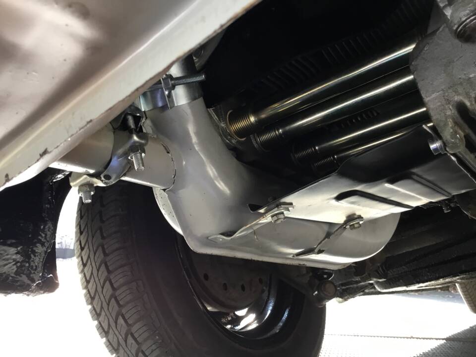 Image 58/83 of Volkswagen Karmann Ghia 1500 (1969)