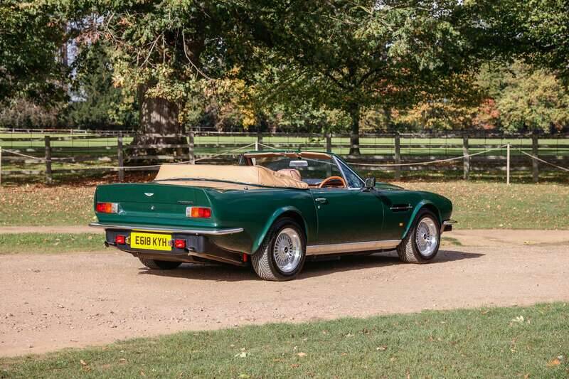 Bild 17/41 von Aston Martin V8 Vantage Volante (1988)