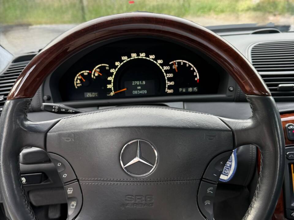 Bild 9/9 von Mercedes-Benz CL 600 (2000)