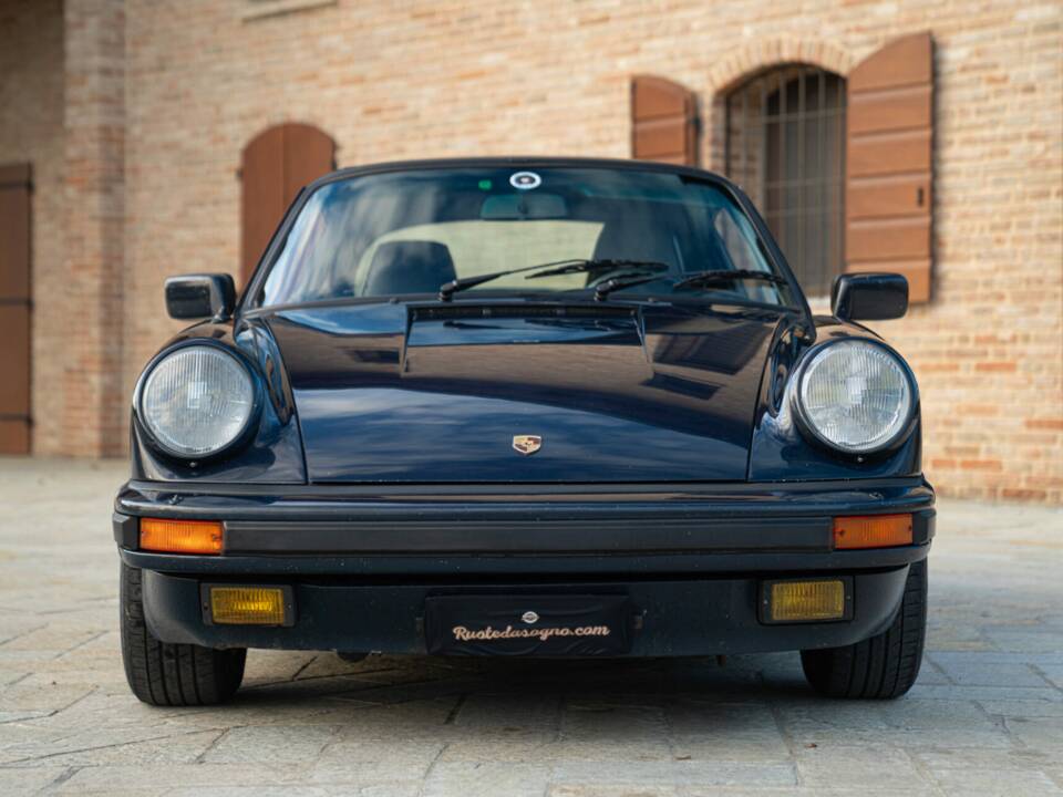 Bild 3/50 von Porsche 911 Carrera 3.2 (1989)