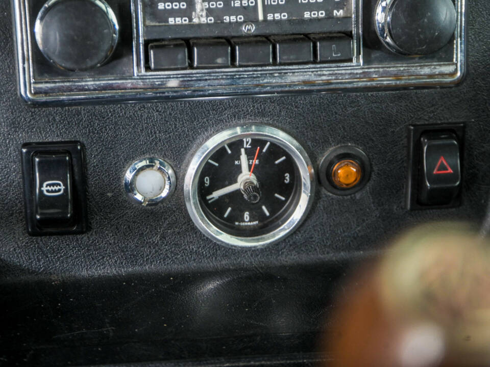 Image 25/50 of MG MGB GT V8 (1975)