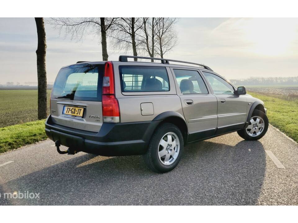 Bild 4/29 von Volvo XC70 2.4T (2001)