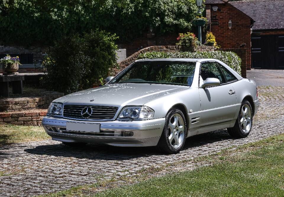 Image 1/37 of Mercedes-Benz SL 320 (2000)