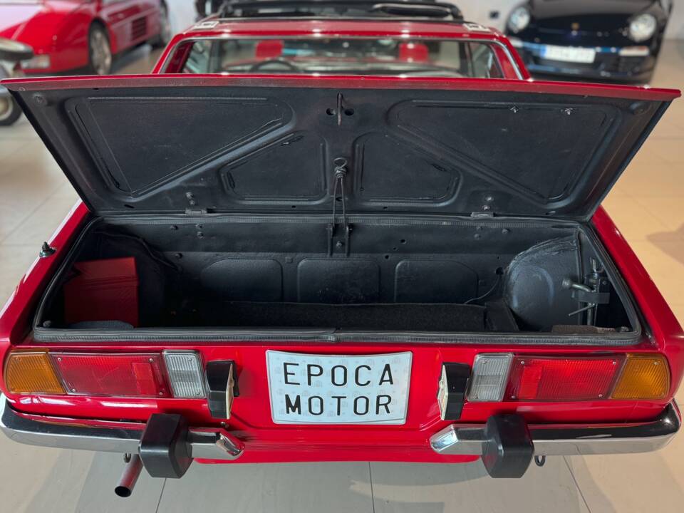 Image 18/28 of FIAT X 1&#x2F;9 (1990)