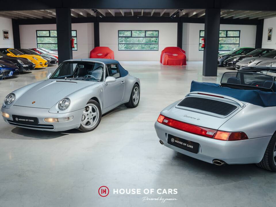 Image 1/25 de Porsche 911 Carrera 4 (1995)