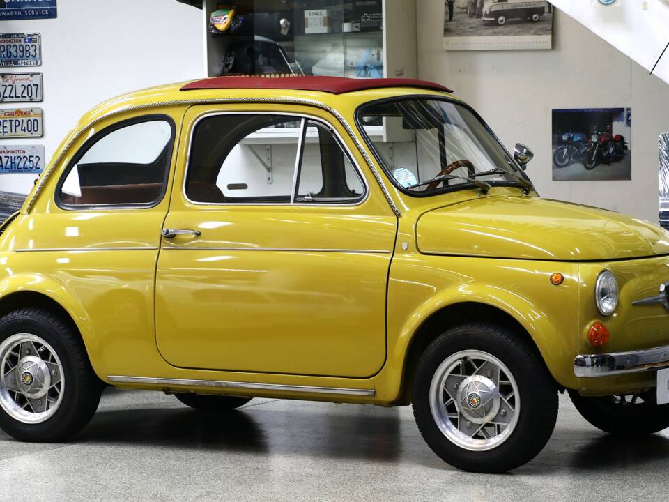 Image 31/37 of Giannini Fiat 500 TV (1969)