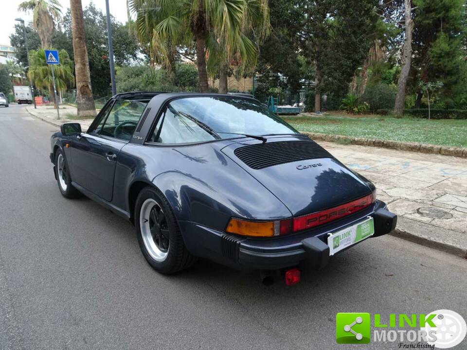 Bild 8/10 von Porsche 911 Carrera 3.2 (1987)