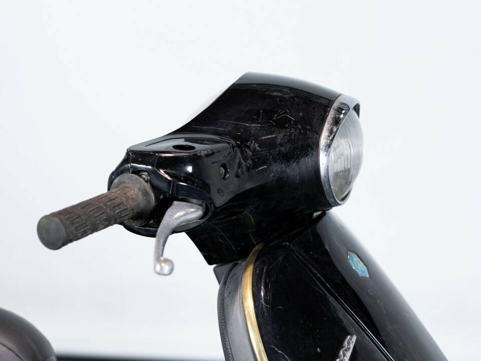 Bild 16/22 von Piaggio Vespa ET2 50 (1997)