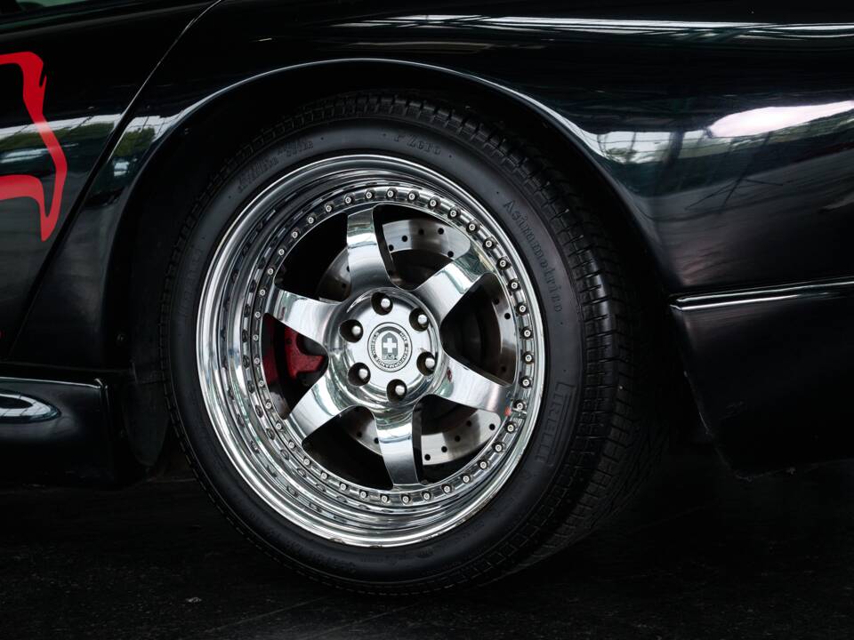 Image 17/50 of Dodge Viper GTS (2005)