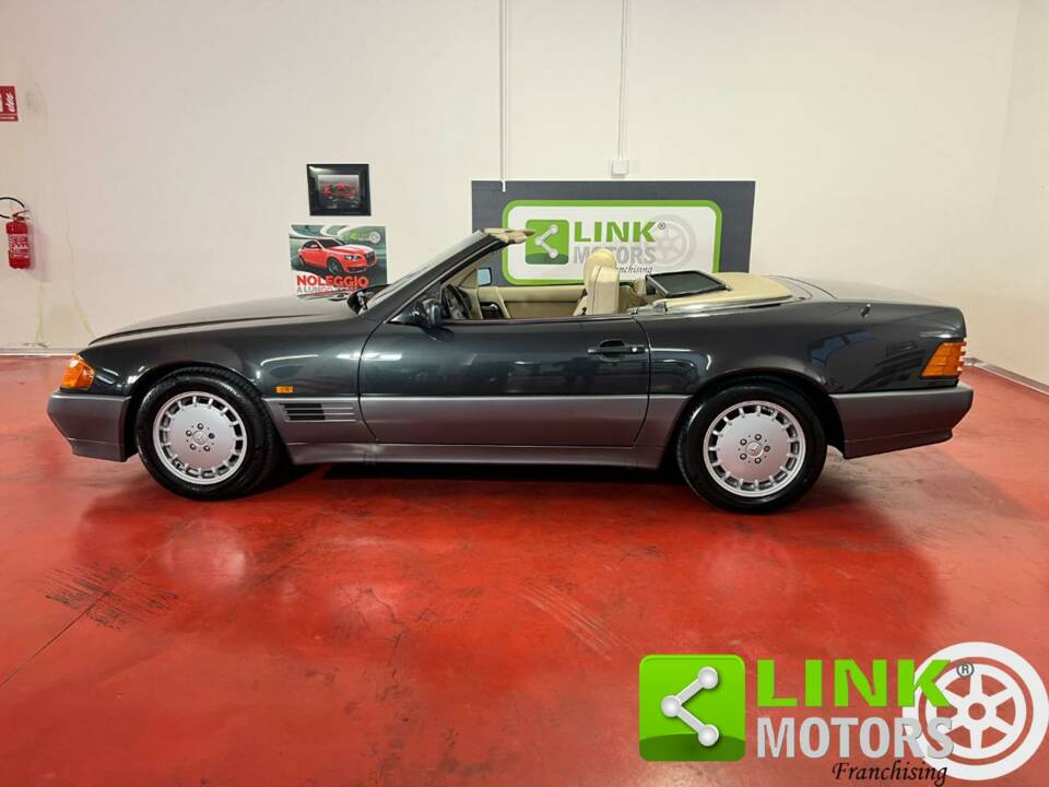 Image 3/10 de Mercedes-Benz 300 SL-24 (1992)
