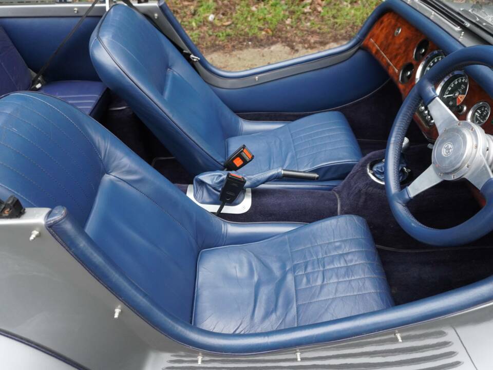 Image 9/18 of NG TF 1800 (2002)