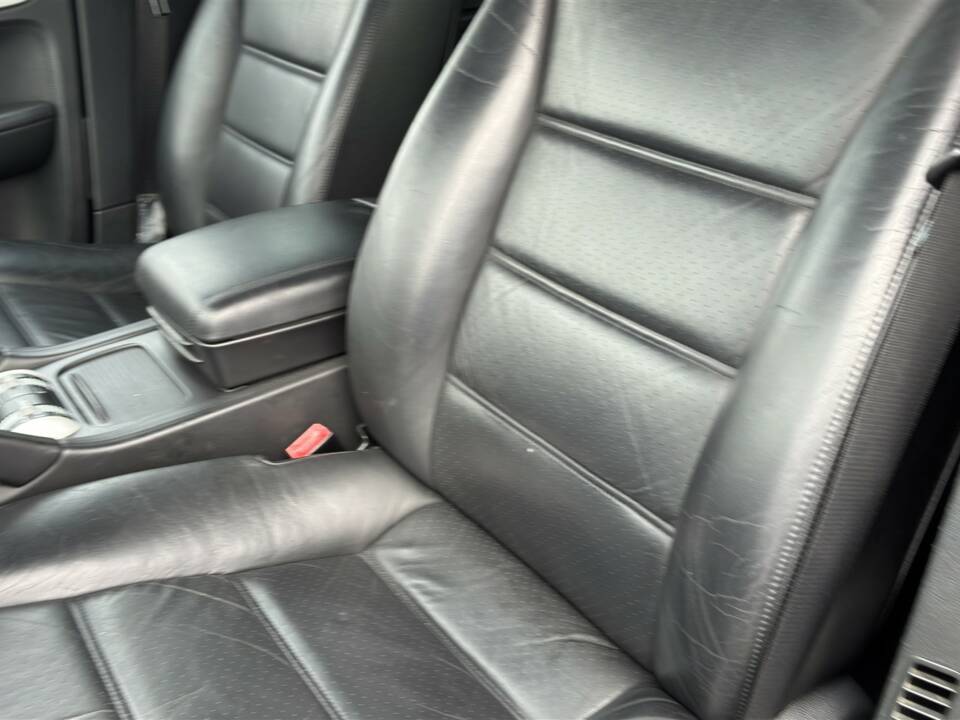 Image 14/50 of Porsche Cayenne Turbo (2007)