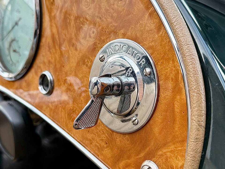 Image 28/30 de MG TC (1947)