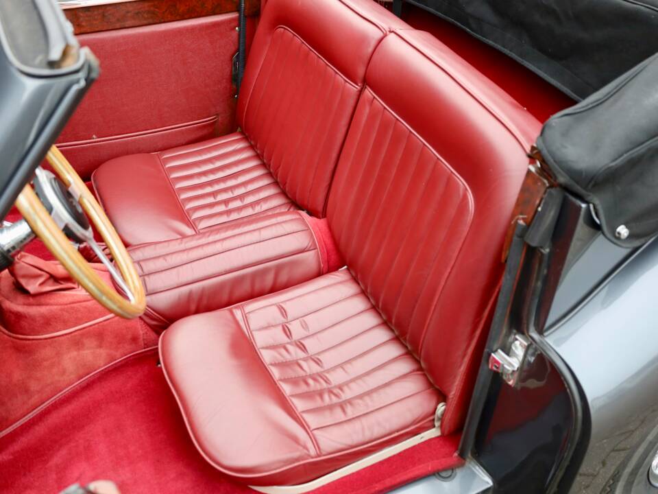 Afbeelding 5/23 van Jaguar XK 140 DHC (1956)