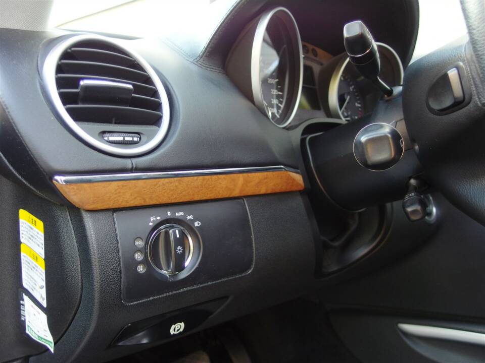 Immagine 48/100 di Mercedes-Benz GL 550 4MATIC (2008)