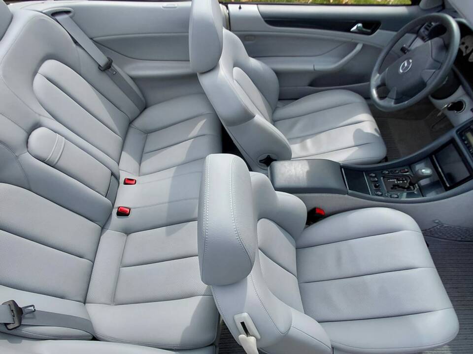 Immagine 5/18 di Mercedes-Benz CLK 200 (1999)