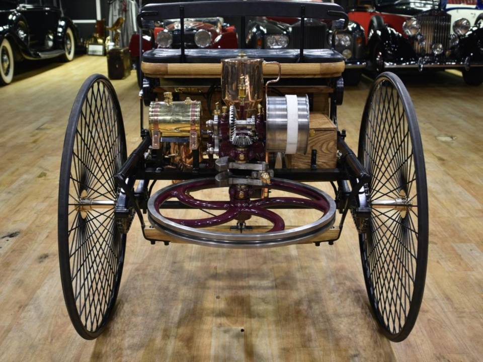 Image 30/49 of Benz Patent-Motorwagen Nummer 1 Replika (1886)