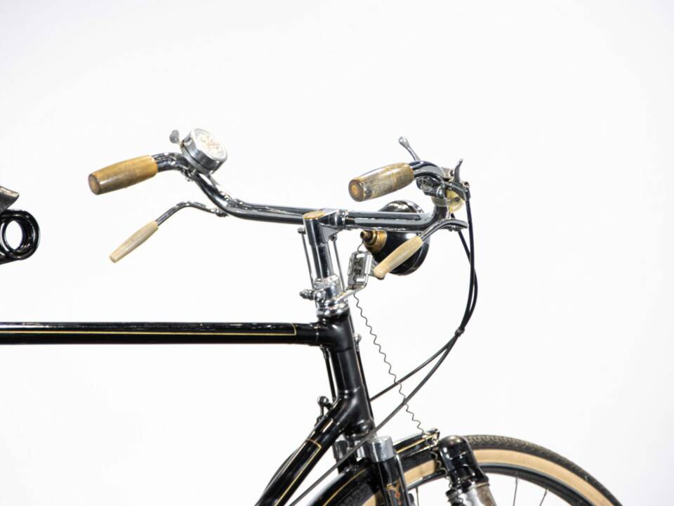 Image 18/50 of Bianchi Cesare (1939)