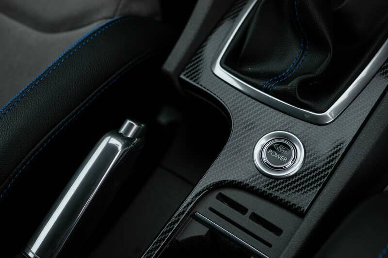 Image 27/50 of Ford Focus RS (2010)