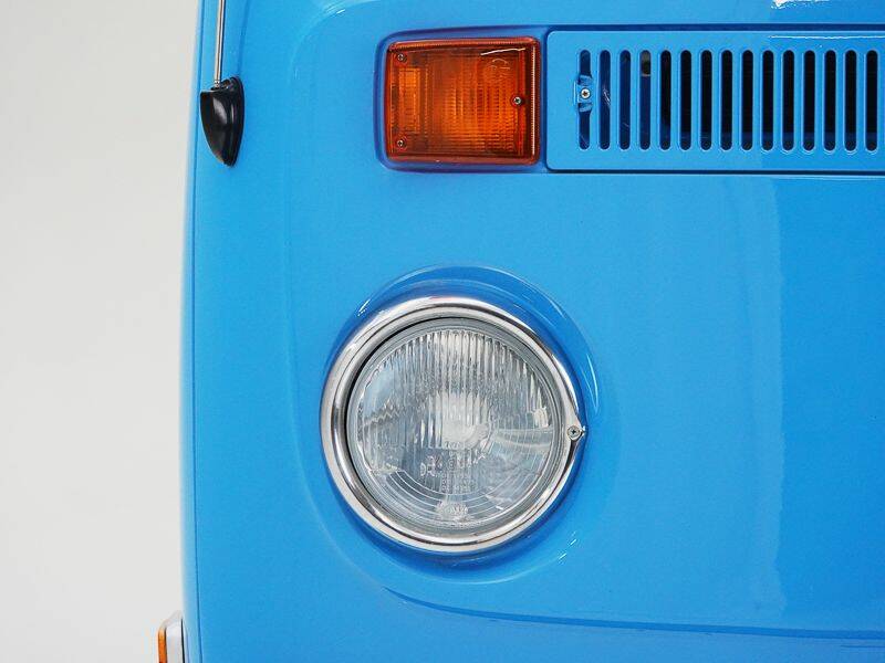 Image 10/15 of Volkswagen T2 Brasil Camper (1973)