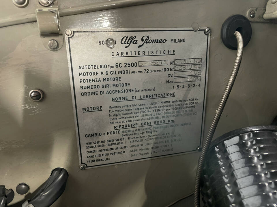 Image 37/38 de Alfa Romeo 6C 2500 SS (1949)