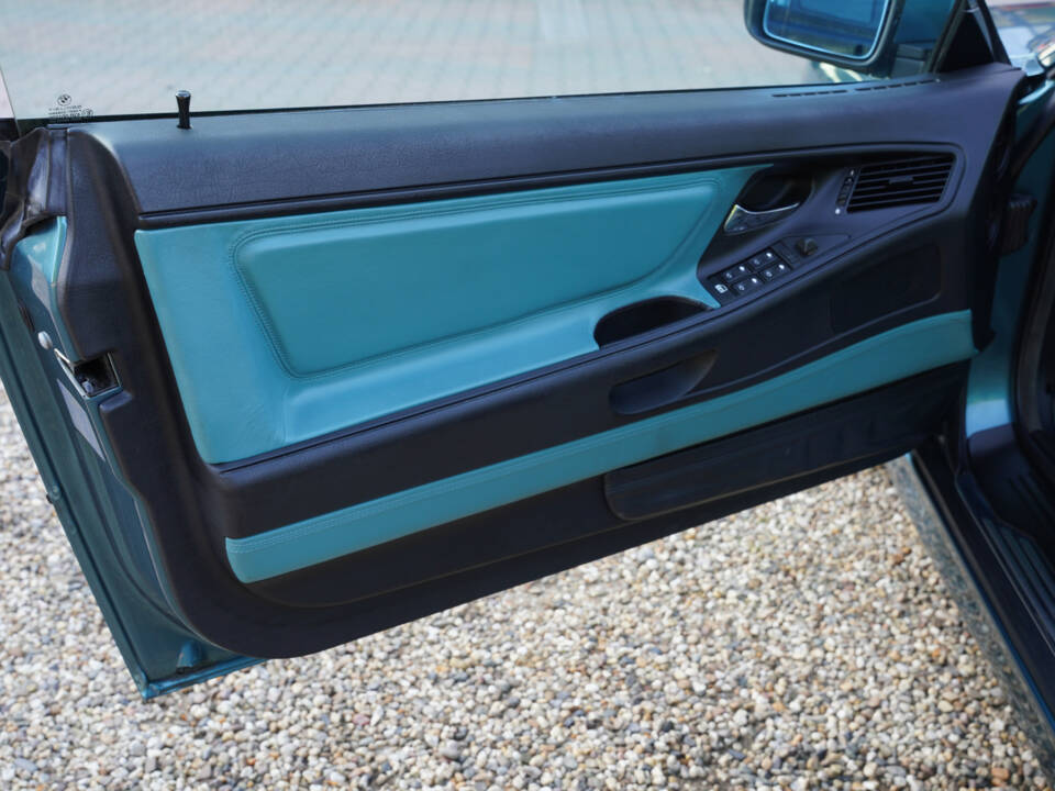 Image 21/50 of BMW 850Ci (1994)