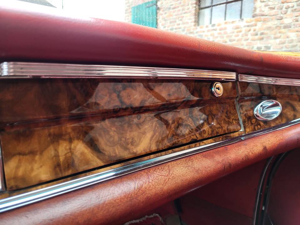 Imagen 26/49 de Mercedes-Benz 250 SE (1966)