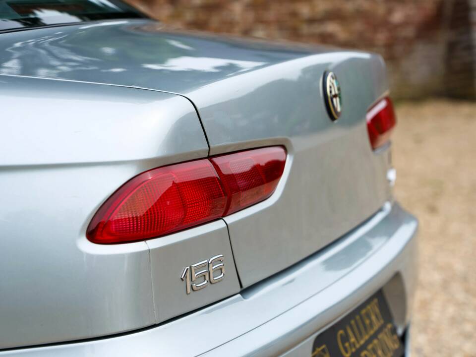 Afbeelding 35/50 van Alfa Romeo 156 3.2 V6 GTA (2004)