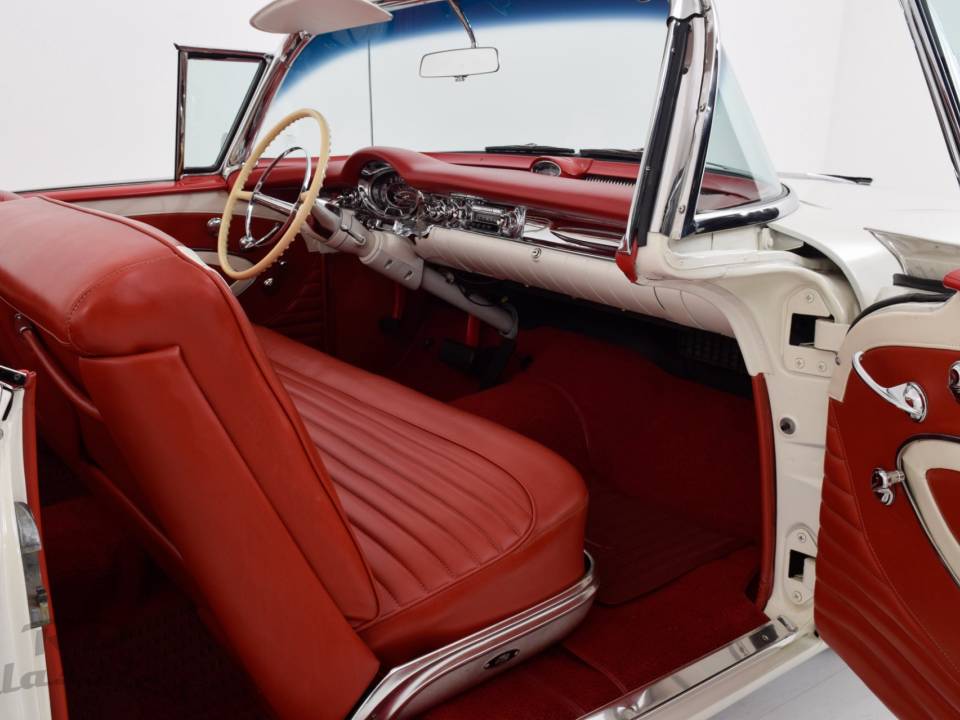 Imagen 50/50 de Oldsmobile Super 88 Convertible (1957)
