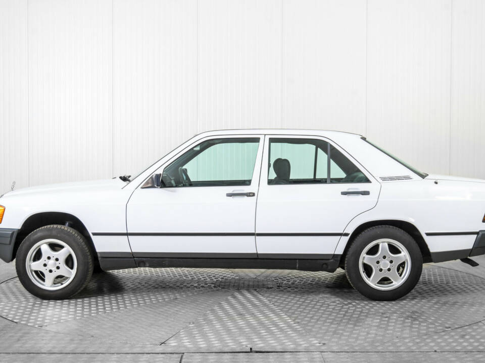 Bild 9/50 von Mercedes-Benz 190 D (1986)