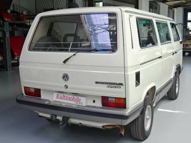 Image 5/32 of Volkswagen T3 Caravelle 2.1 Syncro (1991)
