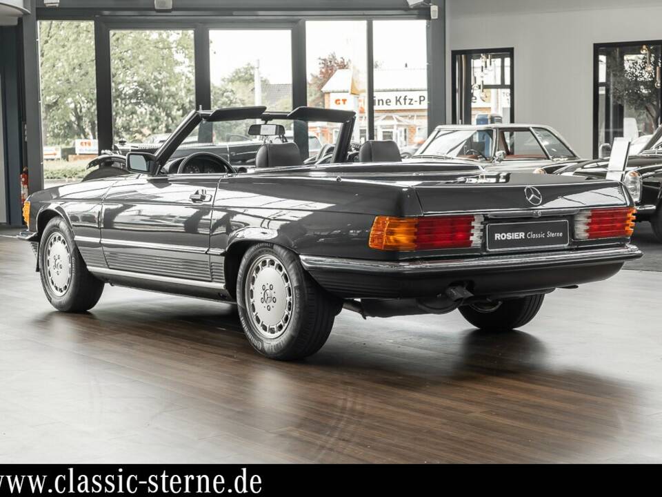 Imagen 3/15 de Mercedes-Benz 500 SL (1986)