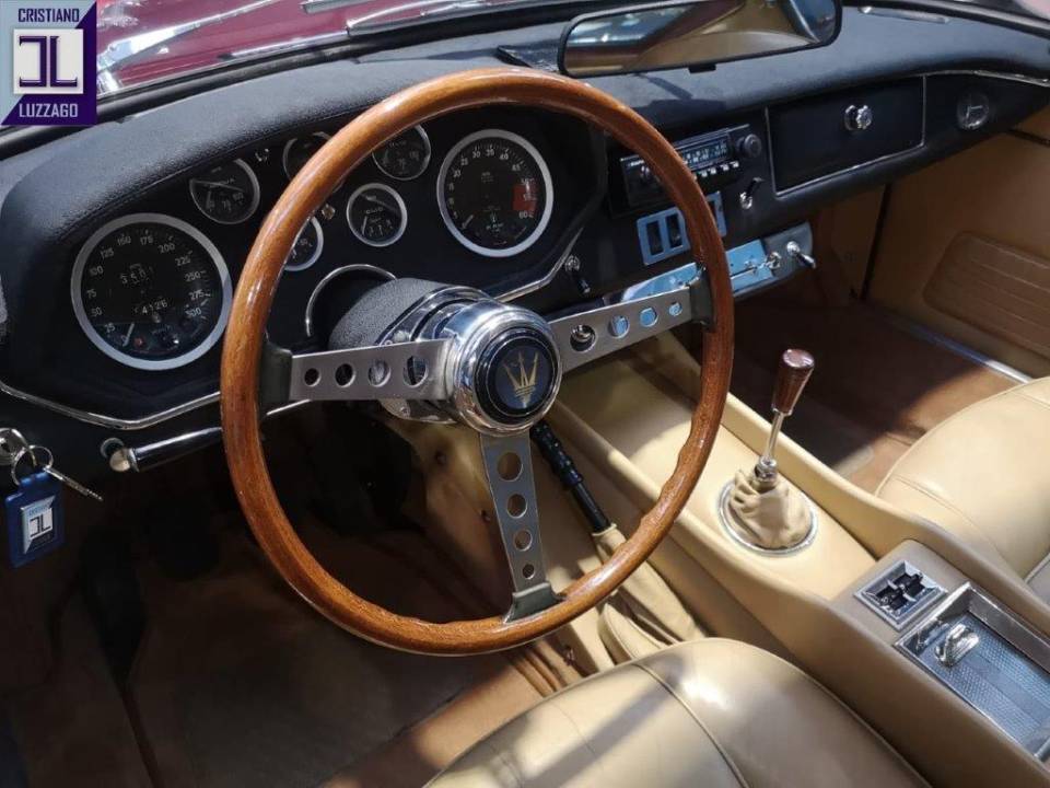 Image 27/47 de Maserati Mistral 3700 (1968)