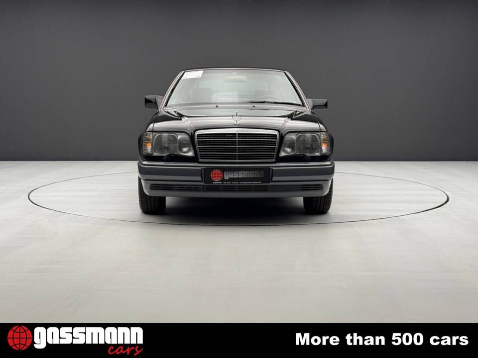 Imagen 3/15 de Mercedes-Benz E 320 (1995)