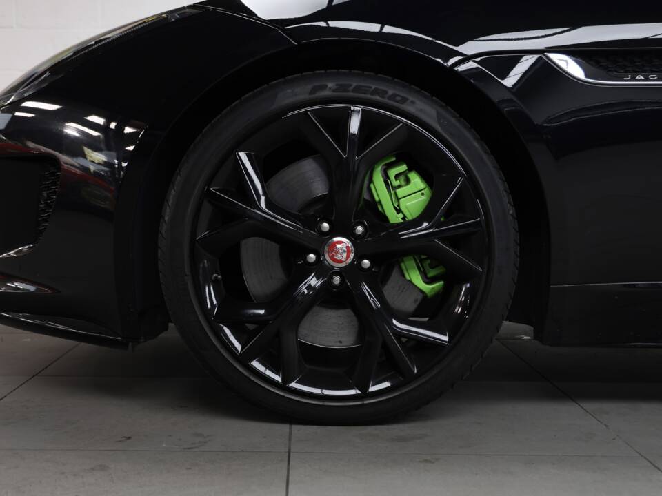 Afbeelding 40/50 van Jaguar F-Type R (2014)
