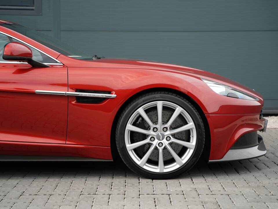 Bild 24/50 von Aston Martin Vanquish (2013)