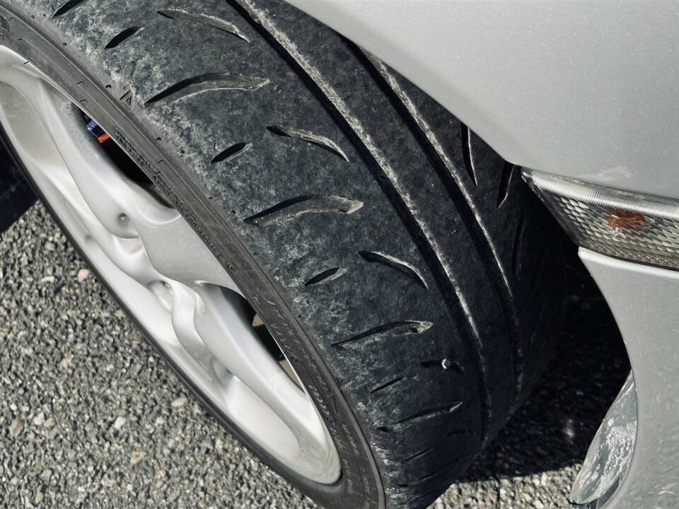 Image 36/39 of Porsche 911 Carrera 4S (2002)