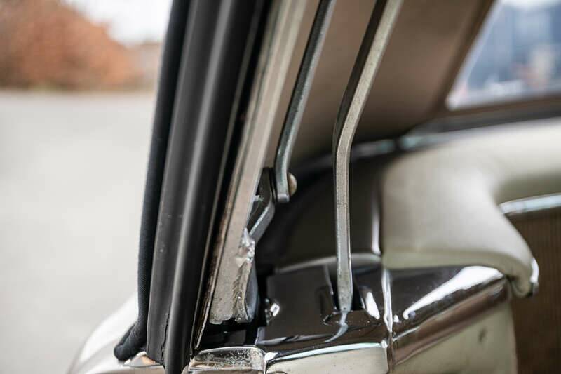 Image 18/37 of Mercedes-Benz 280 SL (1970)