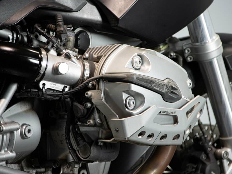 Imagen 35/50 de BMW DUMMY (2006)