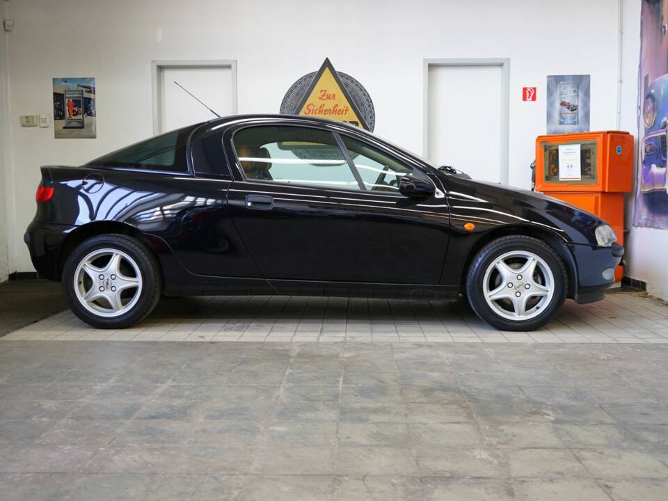 Bild 40/42 von Opel Tigra 1.4 (1997)
