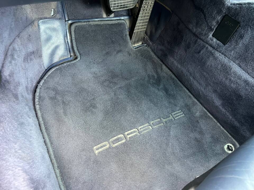 Imagen 65/96 de Porsche 911 Carrera (1996)