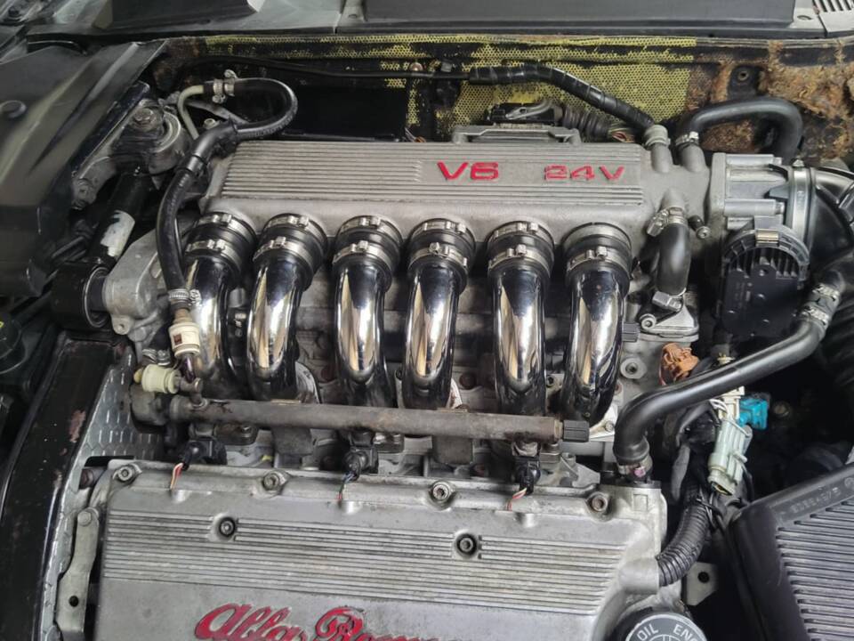 Image 30/50 de Alfa Romeo 166 2.5i V6 24V (2001)