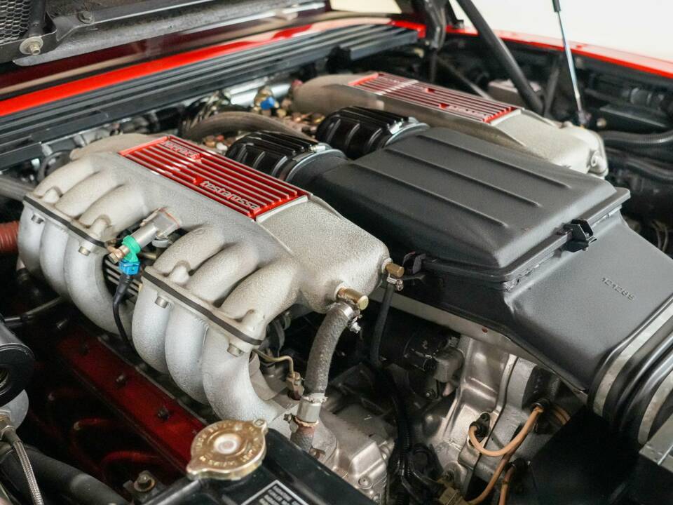 Bild 42/50 von Ferrari Testarossa (1990)