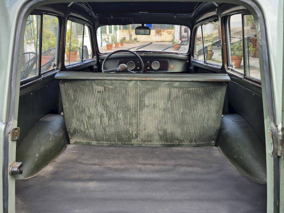Image 49/60 of FIAT 500 C Belvedere (1954)