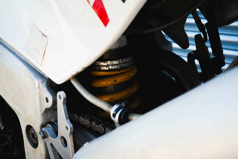 Image 47/50 of Honda VFR 750R RC 30 (1992)
