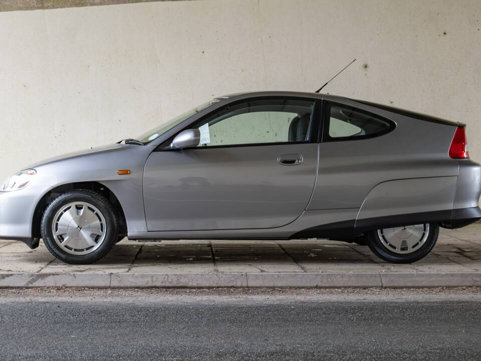 Image 2/50 of Honda Insight (2000)