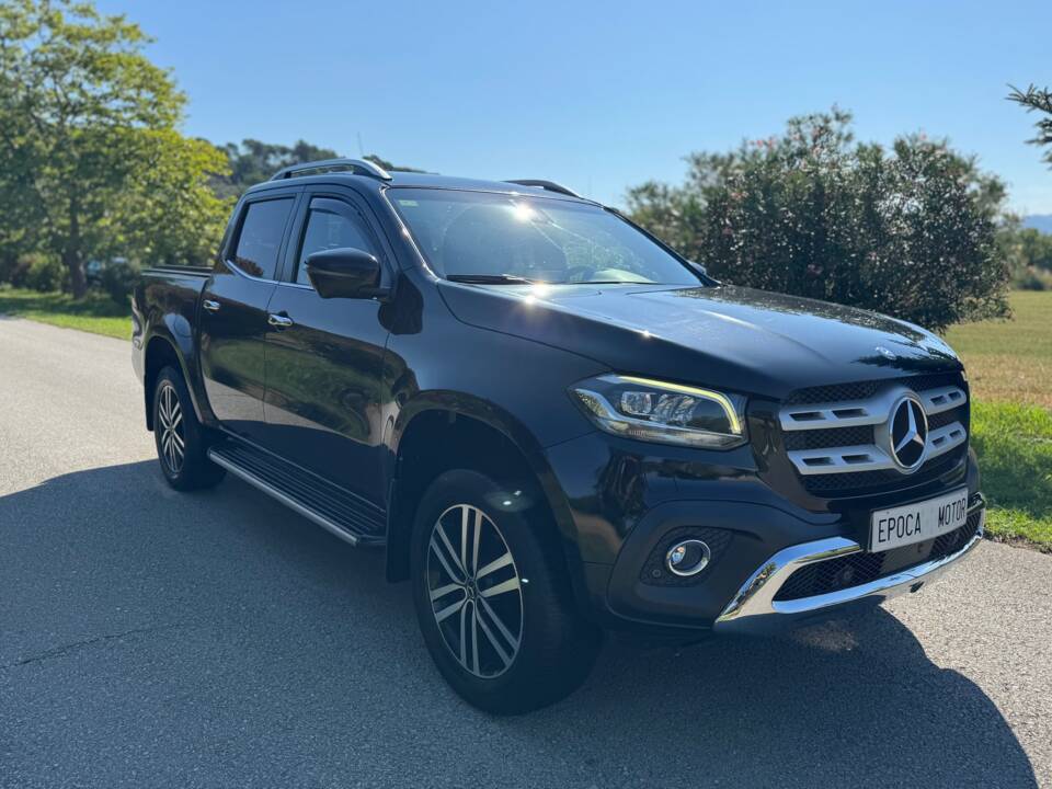 Immagine 3/24 di Mercedes-Benz X 250 d 4MATIC (2020)
