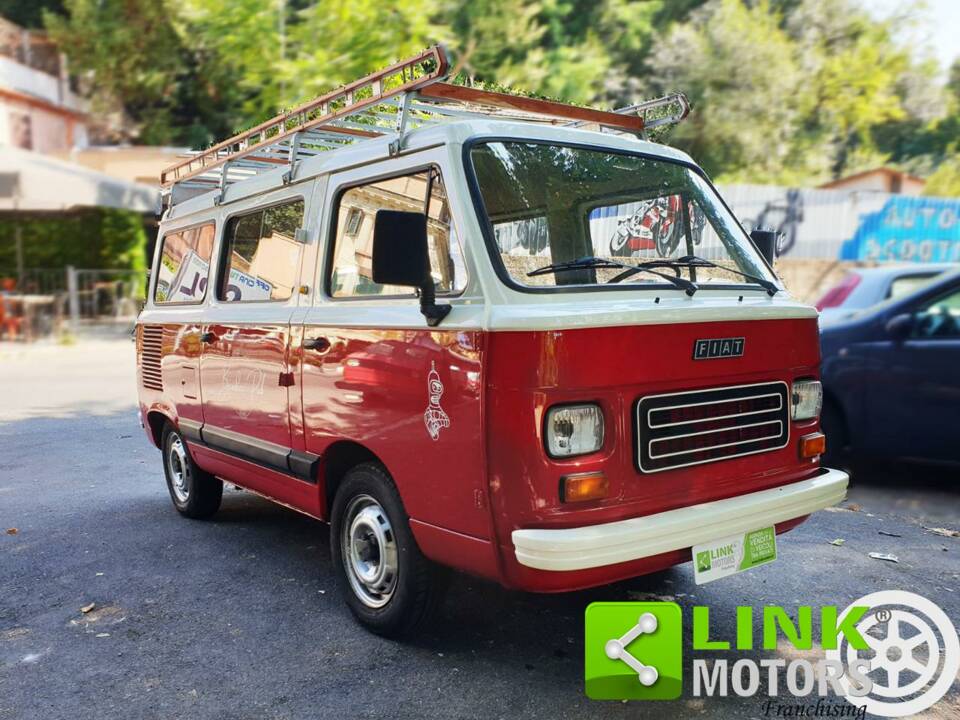 Immagine 3/10 di FIAT 900E (1985)