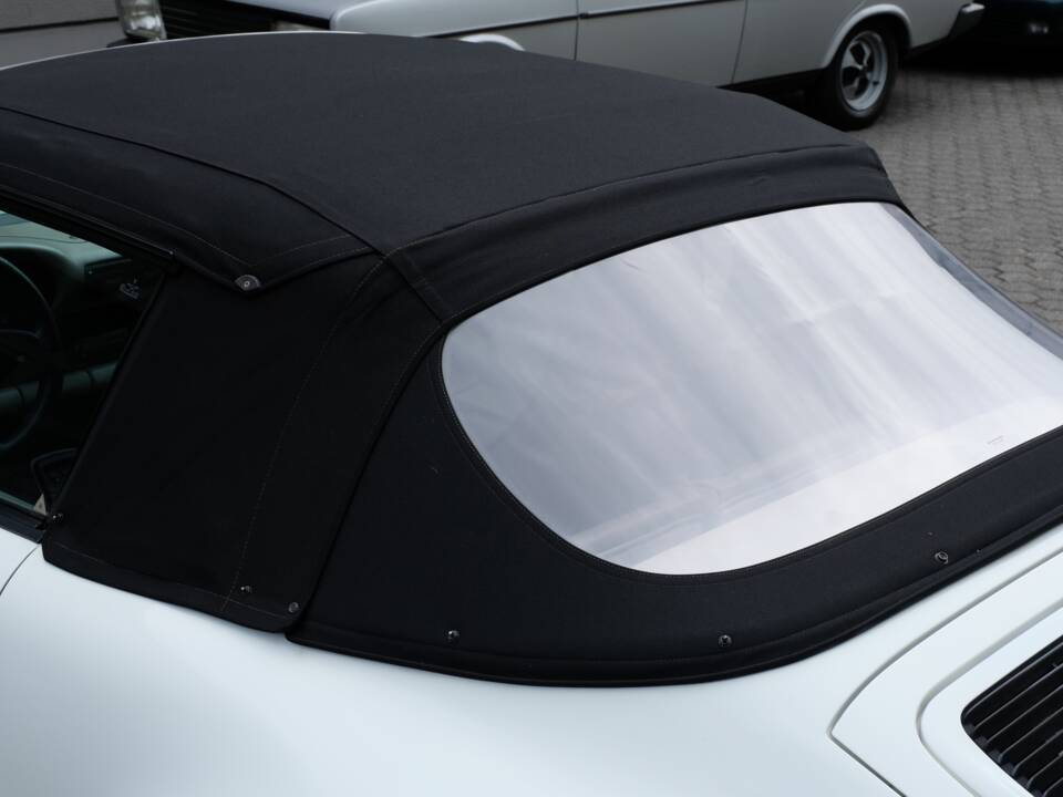 Afbeelding 59/59 van Porsche 911 Carrera 2 (1991)