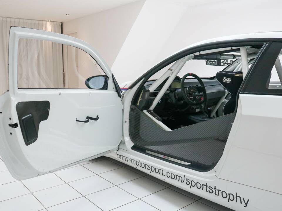 Afbeelding 7/29 van BMW M3 (2009)